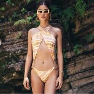 🩱cult gaia Ariah one-piece bathing suit